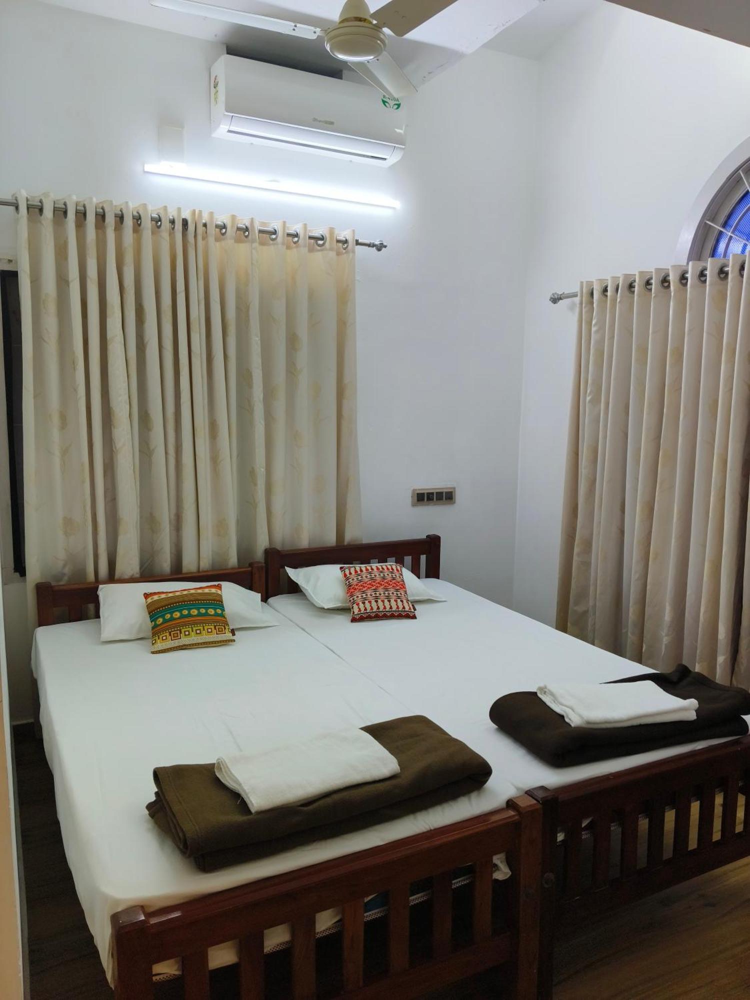 Tess Holistay Fort Kochi Room photo